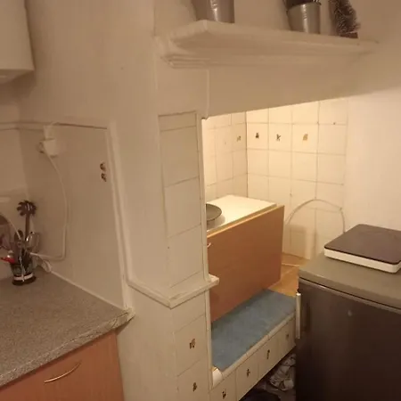 & Cosy Flat In Vibrant Bairro Alto Lisbon